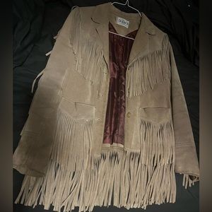 great accessory piece! fun!